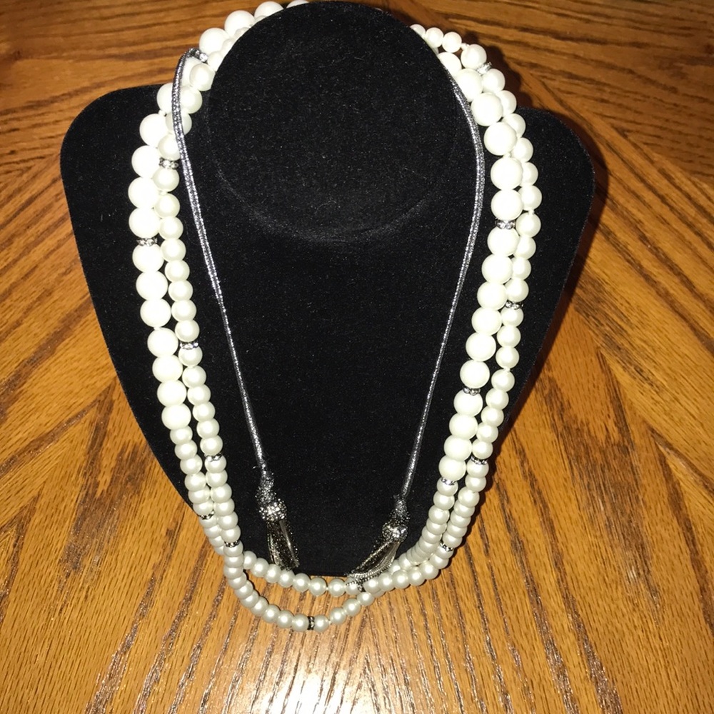 Stella and Dot Mara Pearl necklace NWT